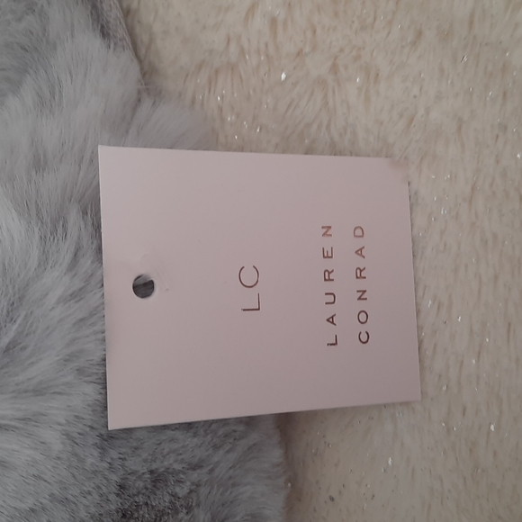 27. LC Conrad grey Faux fur slide slippers - Picture 5 of 7